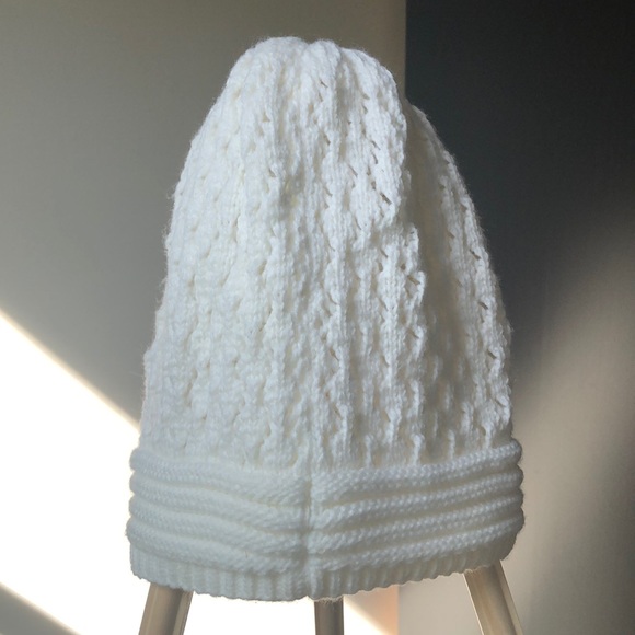 White Acrylic Knit Beanie - Picture 2 of 8